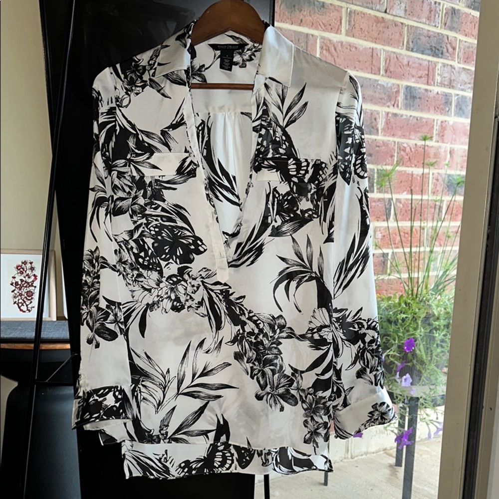 White House Black Market Graphic Black and White Blouse